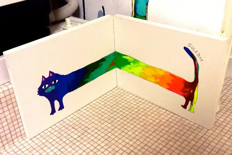 "Parrot philosophy" of SULEBOX solo exhibition — "Rainbow cat" / Acrylic on wood panel 333×242mm×2pcs